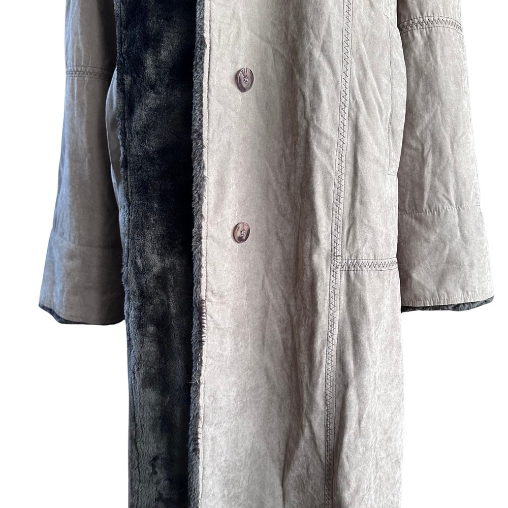 Utex Dark Brown Fur Coat - Picture 15 of 16